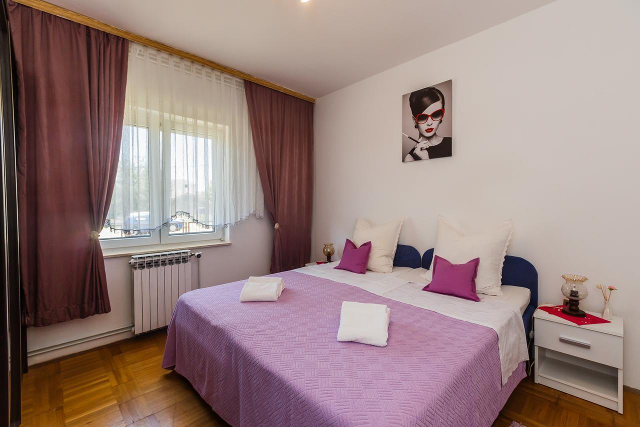 Apartman Mila Kaštela Exterior foto